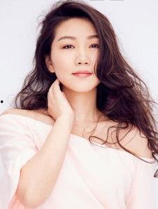 女歌手孙露个人资料,歌声如梦，演绎深情女歌手的璀璨人生