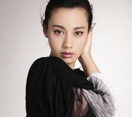 曹佳个人资料,才华横溢的歌手，音乐路上的璀璨星辰